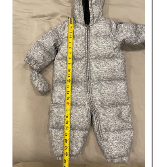 ❄️ Gap Down Fill Snowsuit Cozy & Cute Baby Snowsuit ❄️ 12–18 Months - Picture 6 of 6